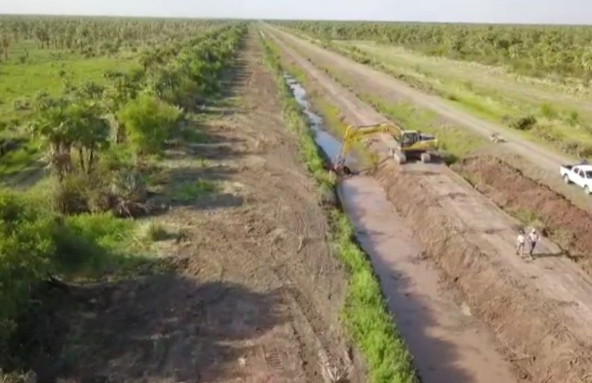 APA avanza la limpieza del canal R o Muerto Las Colonias