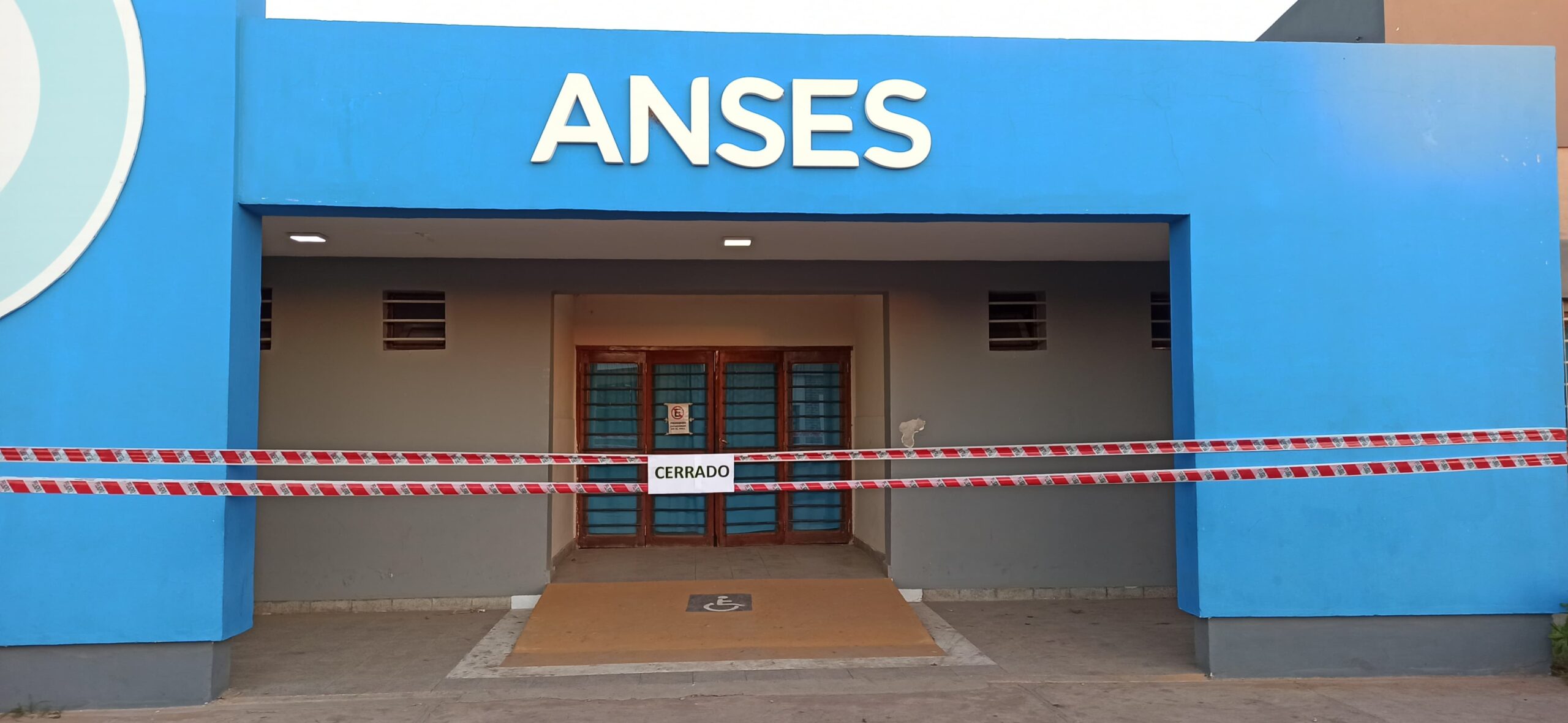 El gobierno Nacional cierra 6 oficinas de ANSES Chaco